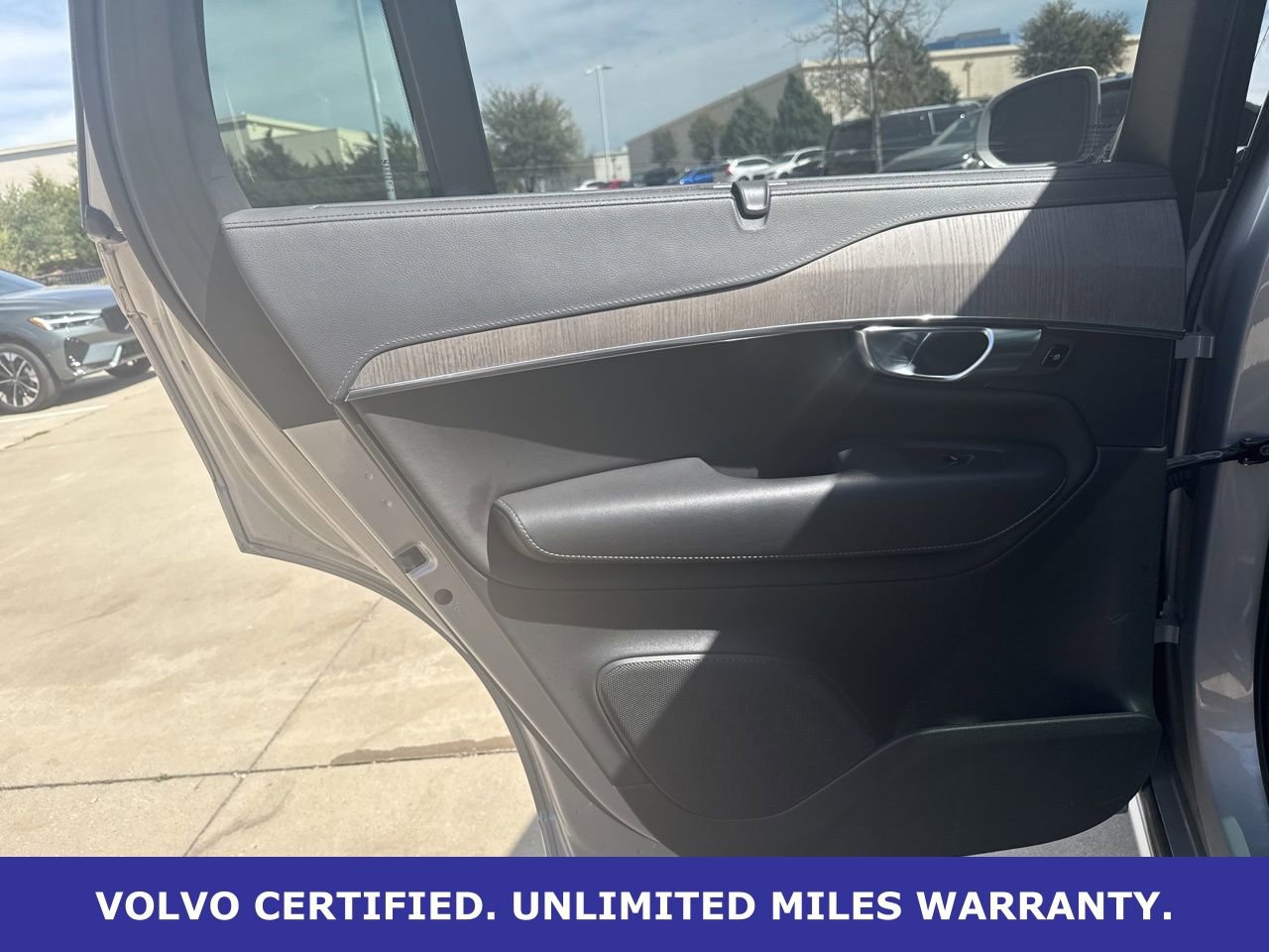 Certified 2023 Volvo XC90 B6 Ultimate image 19