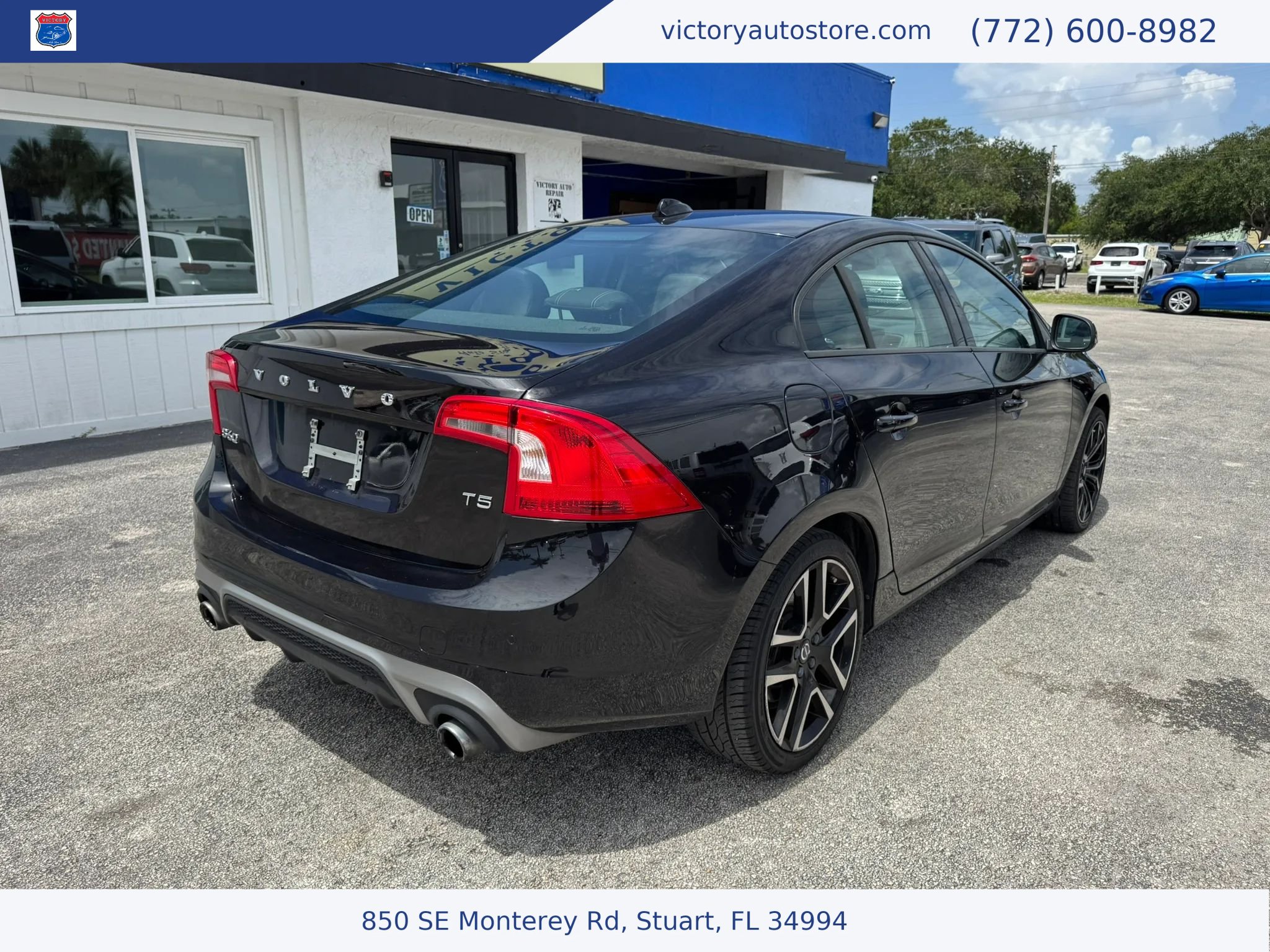 Used 2018 Volvo S60 T5 Dynamic w/ Vision Package FWD image 9