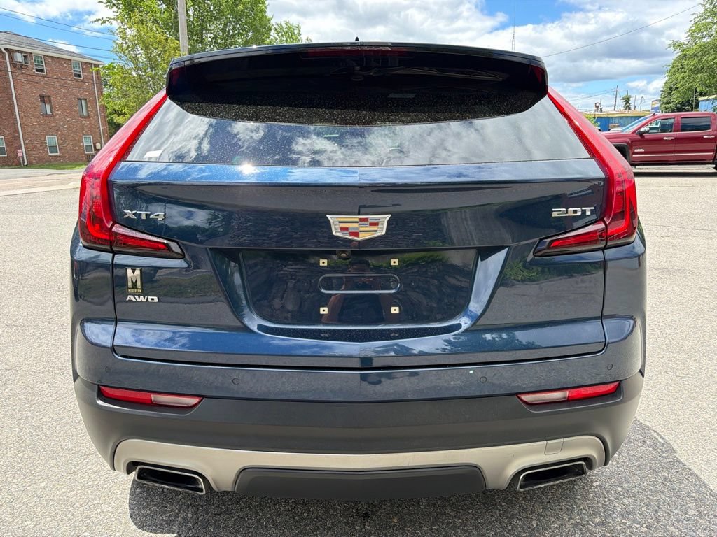 Used 2019 Cadillac XT4 Premium Luxury w/ Cold Weather Package AWD/4WD image 5