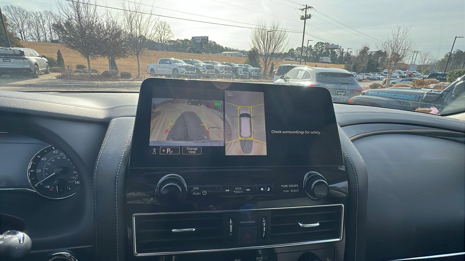 Used 2024 INFINITI QX80 Luxe image 34