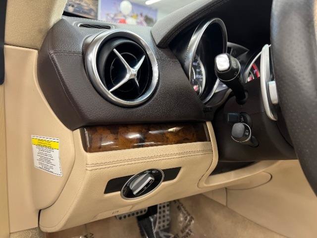 Used 2013 Mercedes-Benz SL 63 AMG image 16
