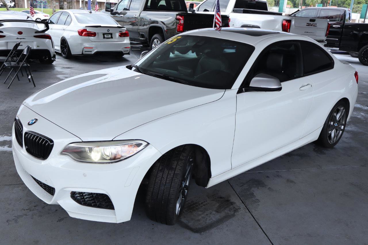 Used 2015 BMW M235i Coupe RWD image 9