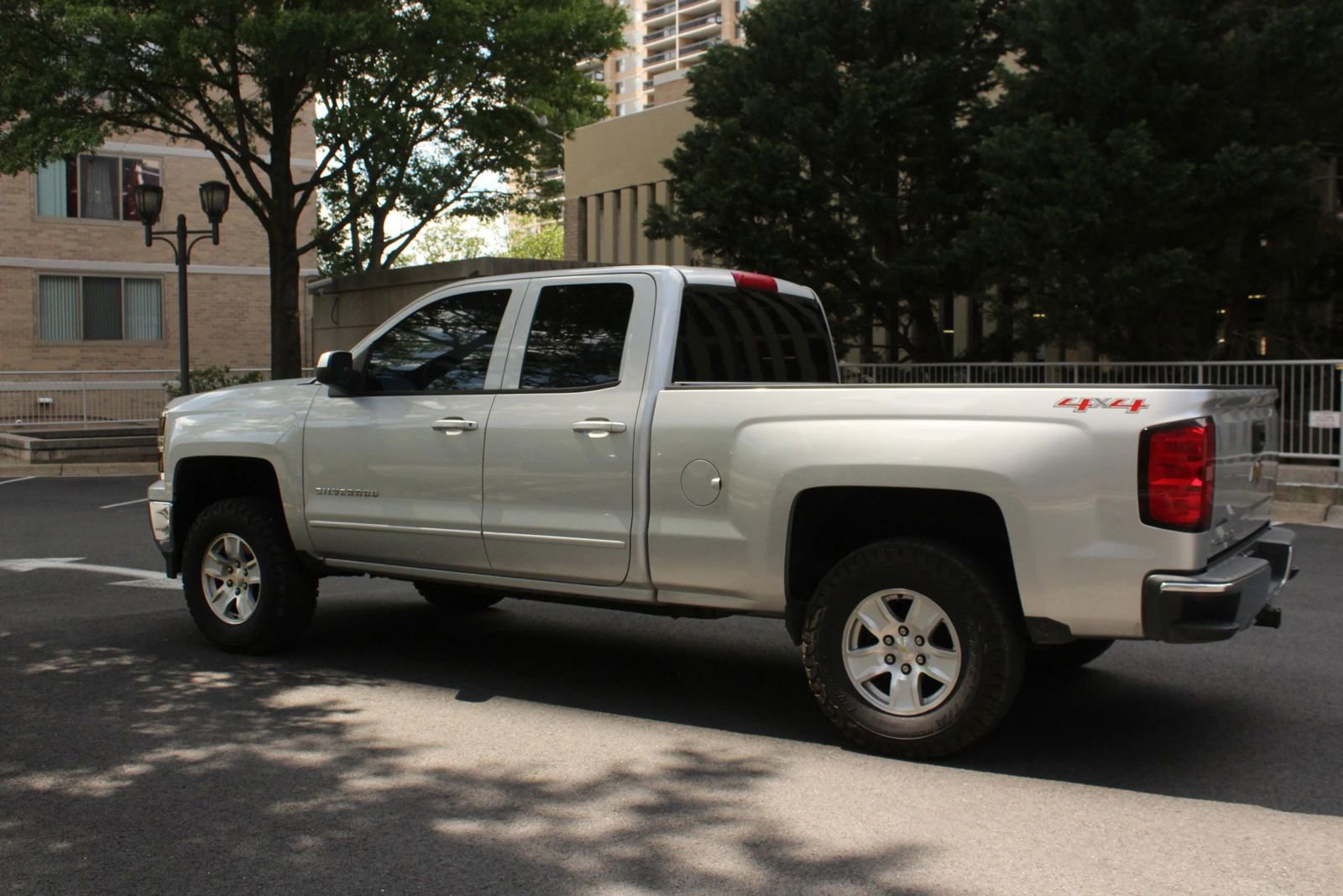 Used 2015 Chevrolet Silverado 1500 LT w/ All Star Edition AWD/4WD image 9