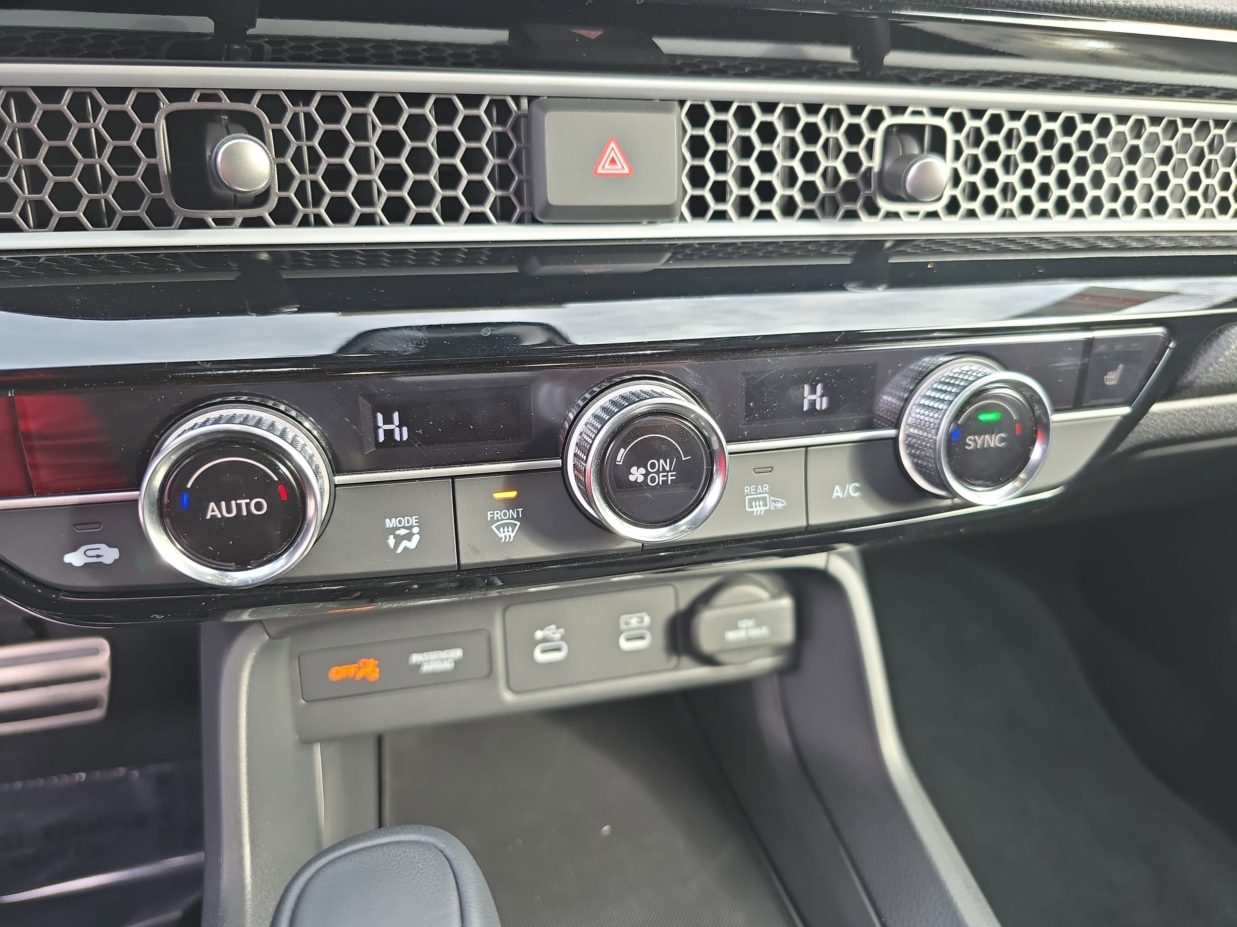 Certified 2025 Honda Civic Sport image 21