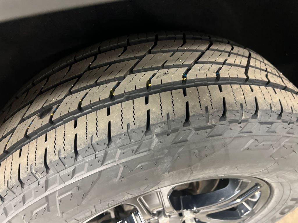 Certified 2021 GMC Acadia AT4 w/ Technology Package image 10