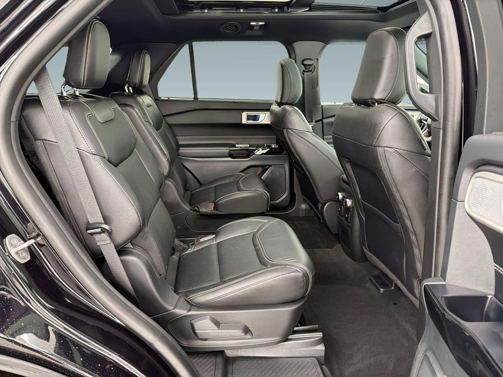 Used 2023 Ford Explorer ST w/ Equipment Group 401A image 25