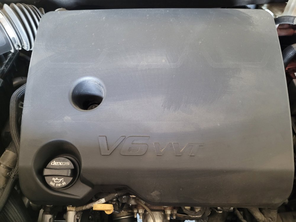 Used 2020 Chevrolet Traverse LS w/ LPO, Floor Liner Package FWD image 30