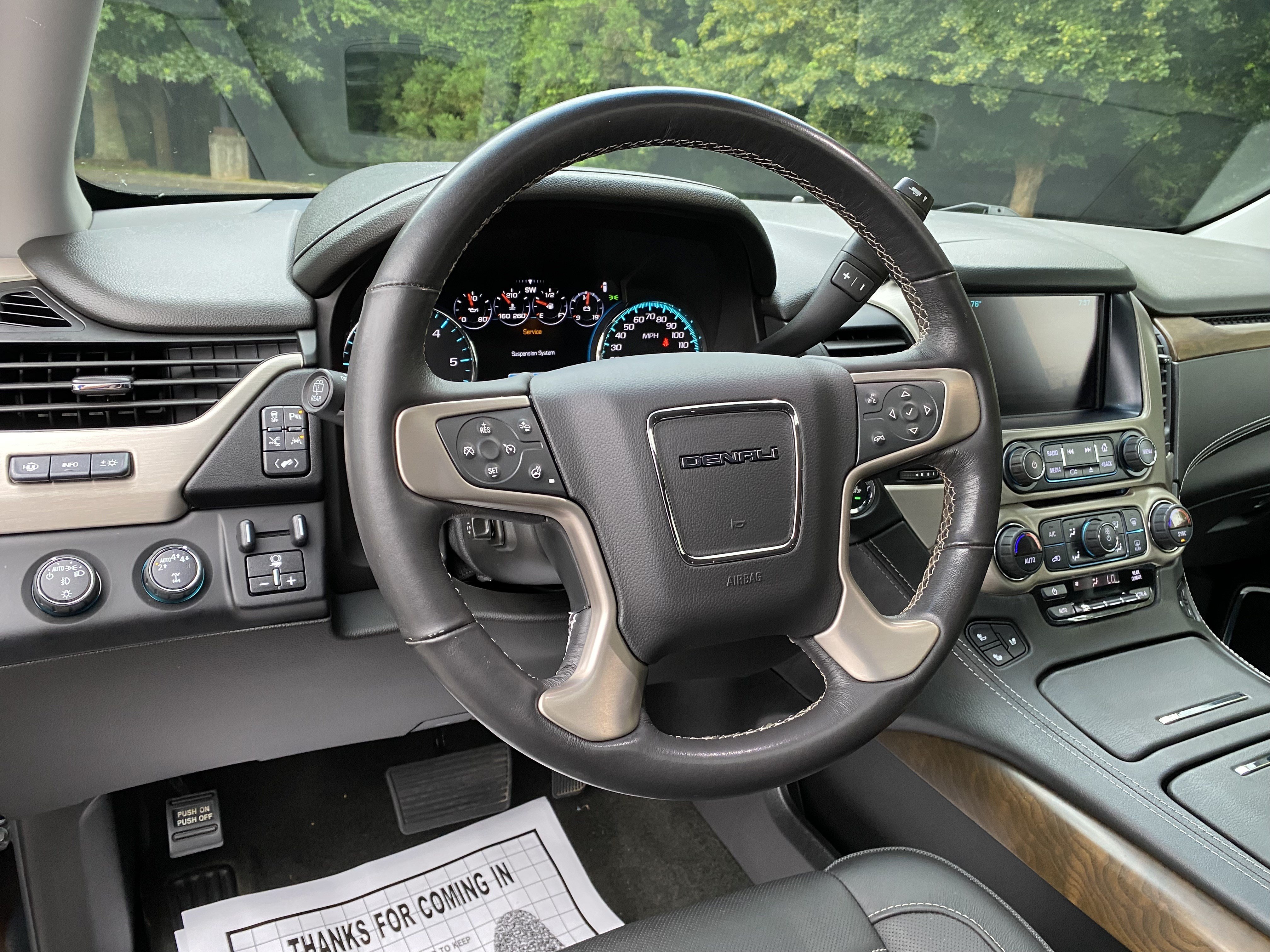 Used 2018 GMC Yukon Denali w/ Denali Ultimate Package AWD/4WD image 17