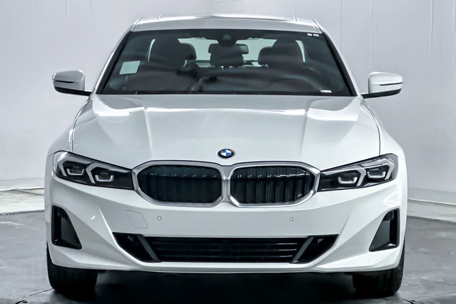 Used 2026 BMW 330i Sedan RWD image 10