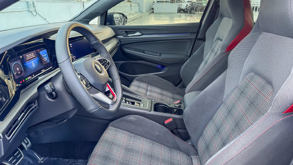 Used 2022 Volkswagen GTI S FWD image 20