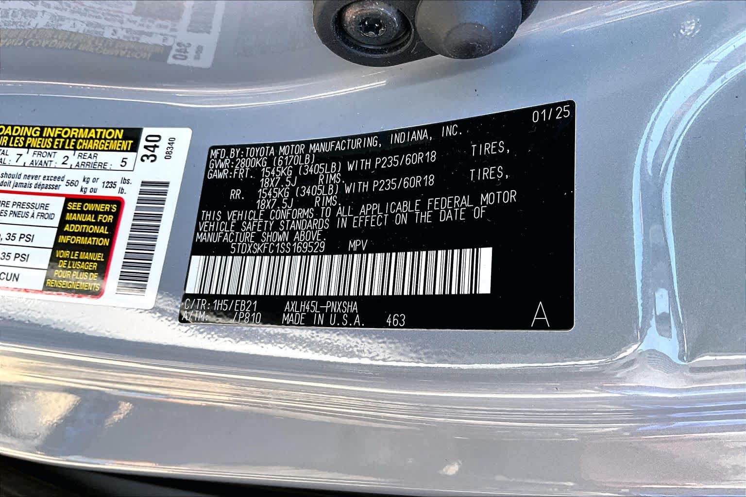 Certified 2025 Toyota Sienna XSE AWD/4WD image 36