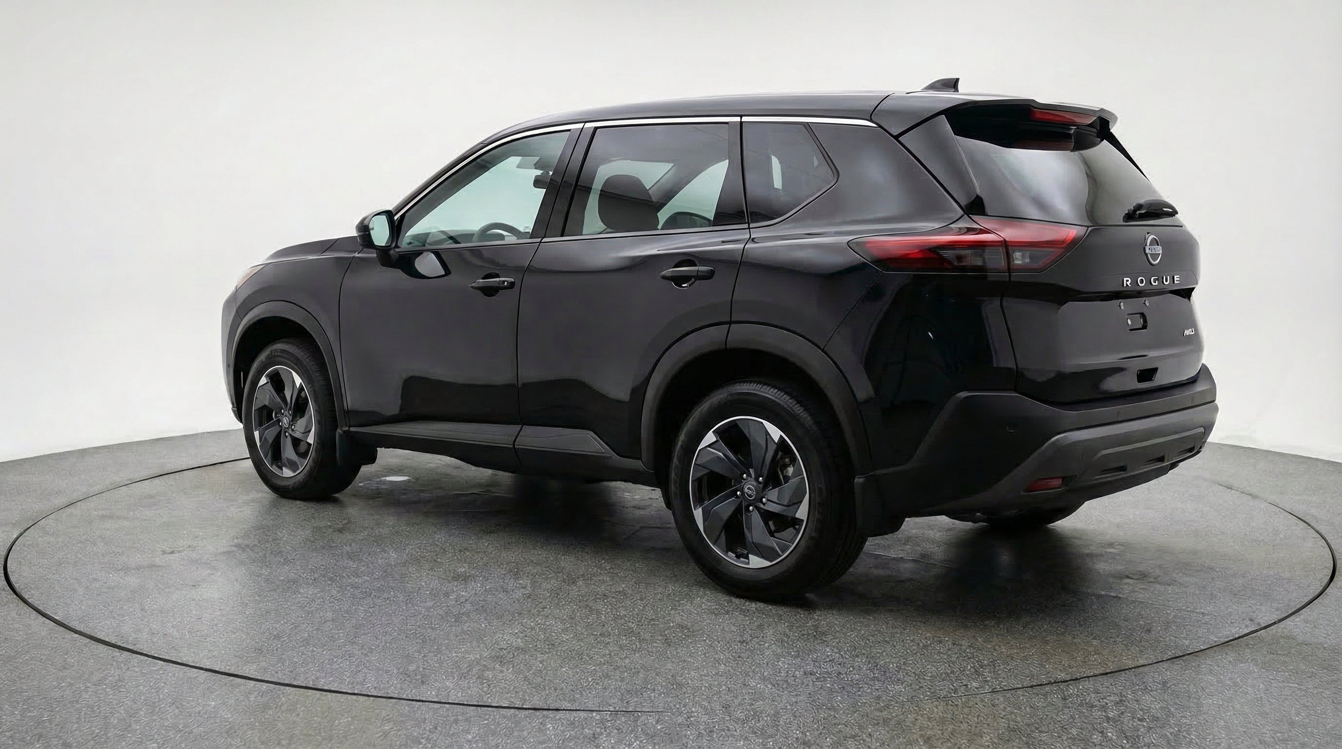 Used 2025 Nissan Rogue SV AWD/4WD image 6