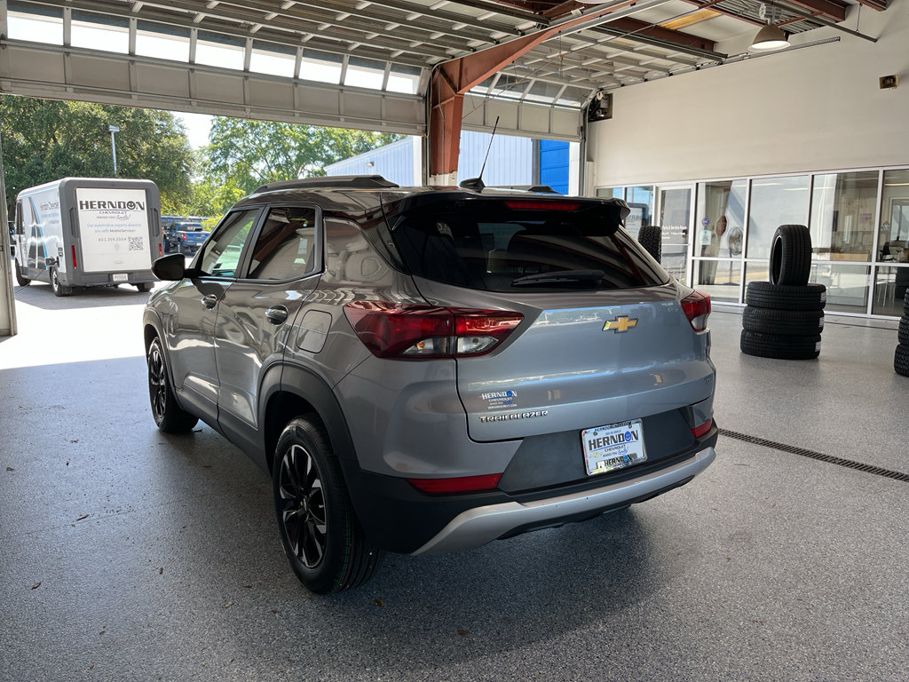 Used 2023 Chevrolet TrailBlazer LT FWD image 6