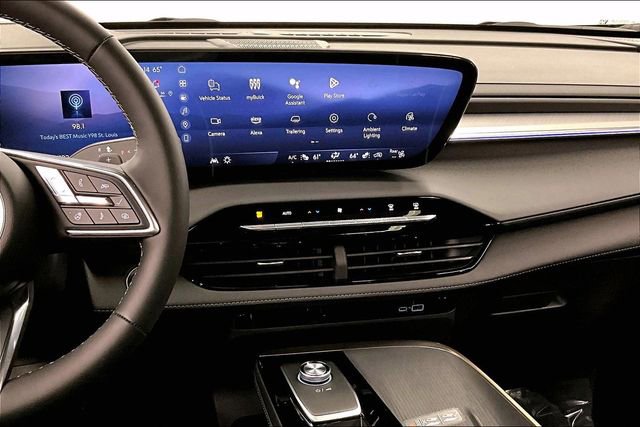 Used 2025 Buick Enclave Avenir w/ Trailering Package, 5000 lbs. AWD/4WD image 7