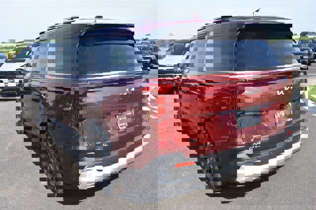 New 2026 Kia Carnival EX image 5