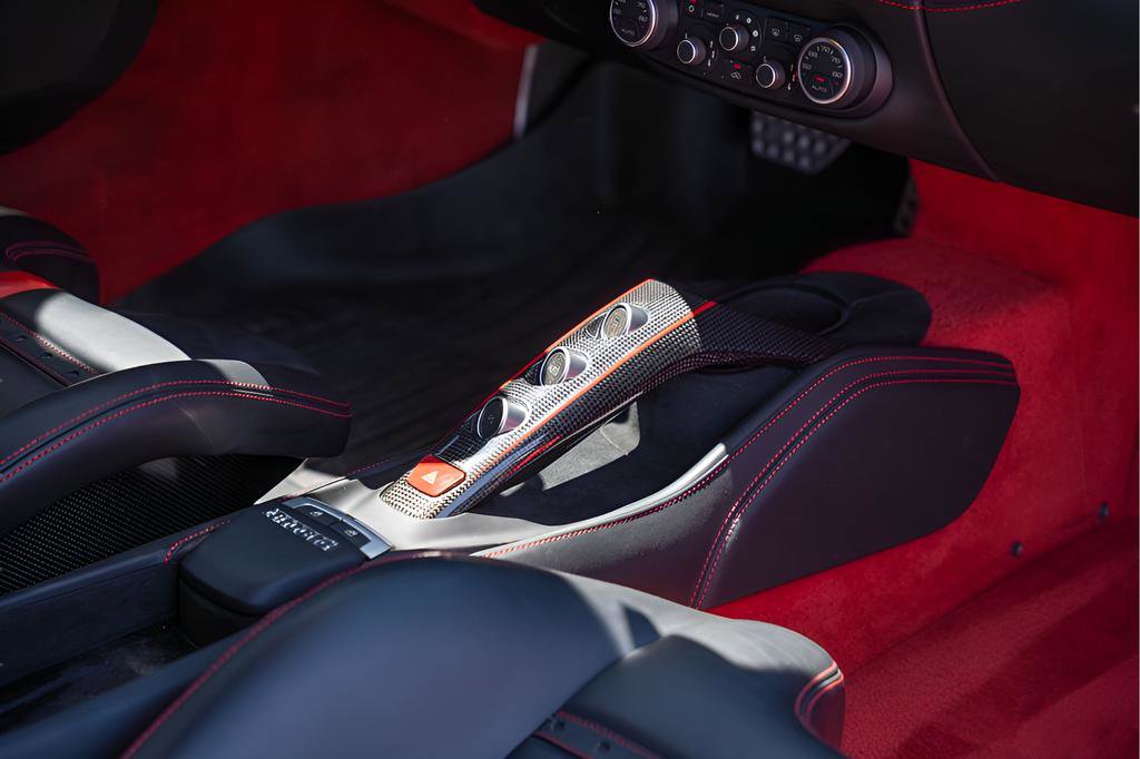 Used 2017 Ferrari 488 GTB RWD image 42