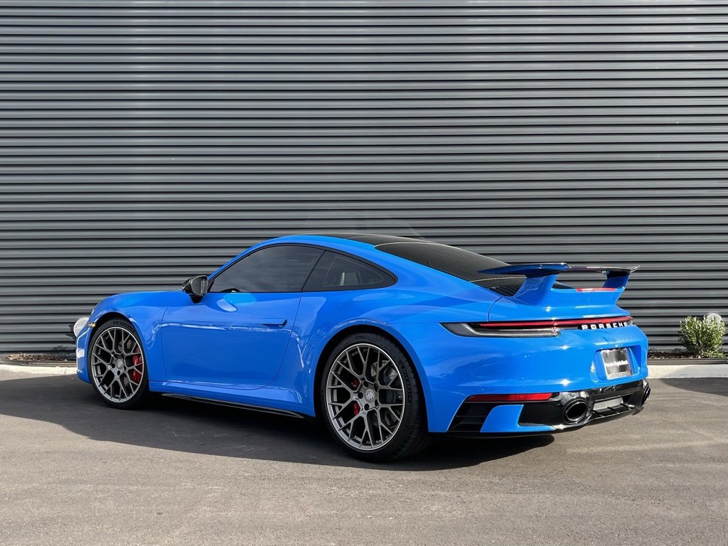 Used 2024 Porsche 911 Carrera 4S w/ Premium Package image 3