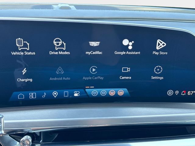 Certified 2025 Cadillac Lyriq Luxury w/ LPO, Floor Liner Package AWD/4WD image 20