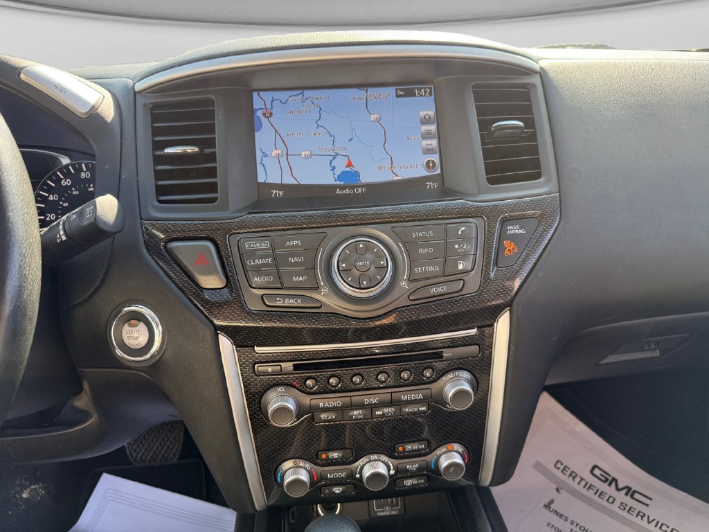 Used 2019 Nissan Pathfinder SL AWD/4WD image 25