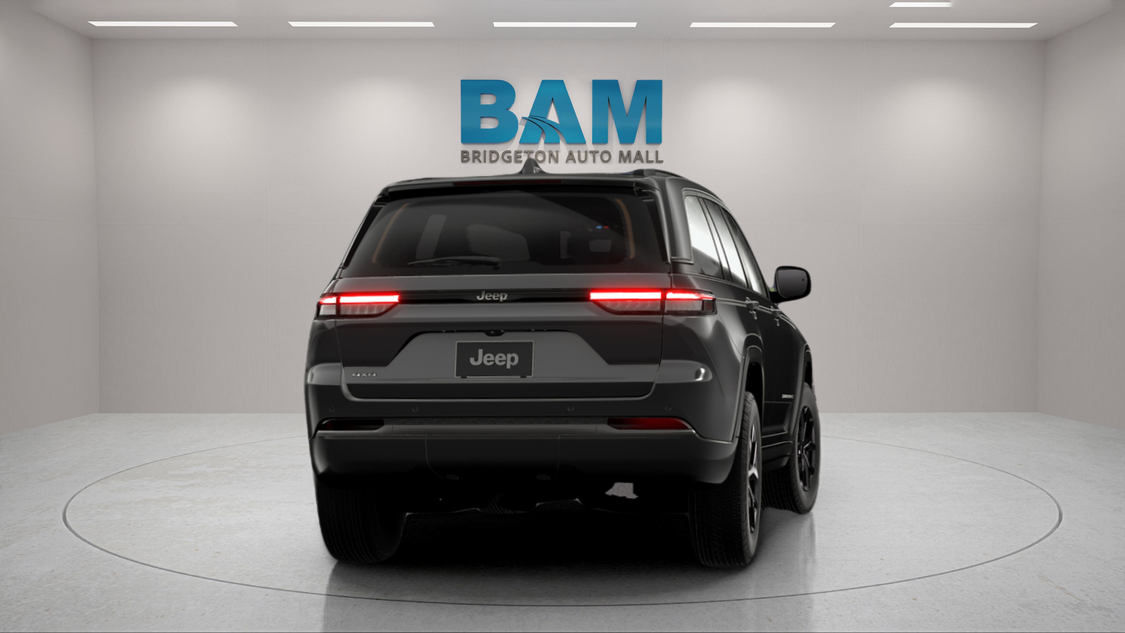 New 2026 Jeep Grand Cherokee Altitude image 7