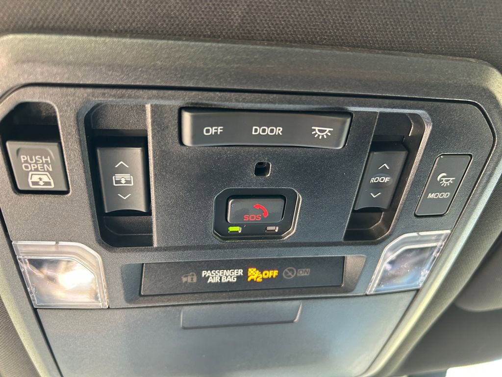 Used 2023 Toyota Tundra Platinum image 36