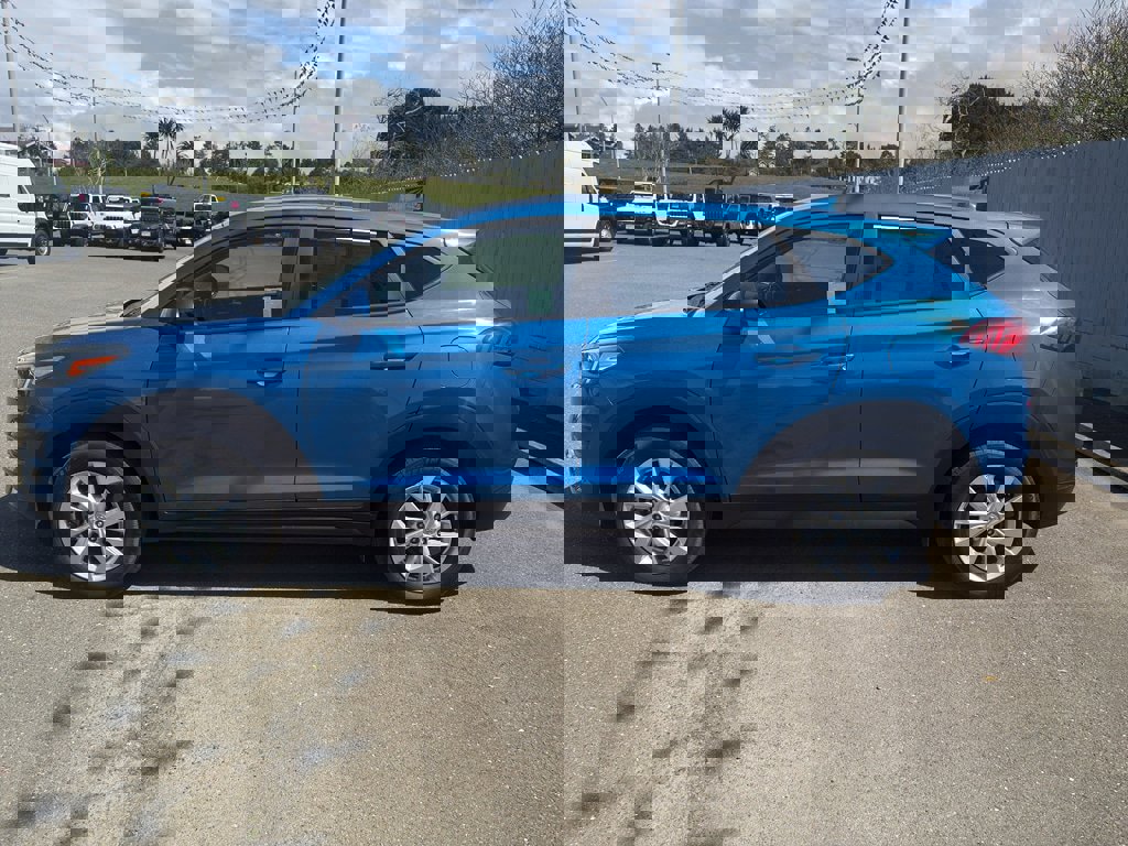 Used 2020 Hyundai Tucson SE w/ Cargo Package AWD/4WD image 3