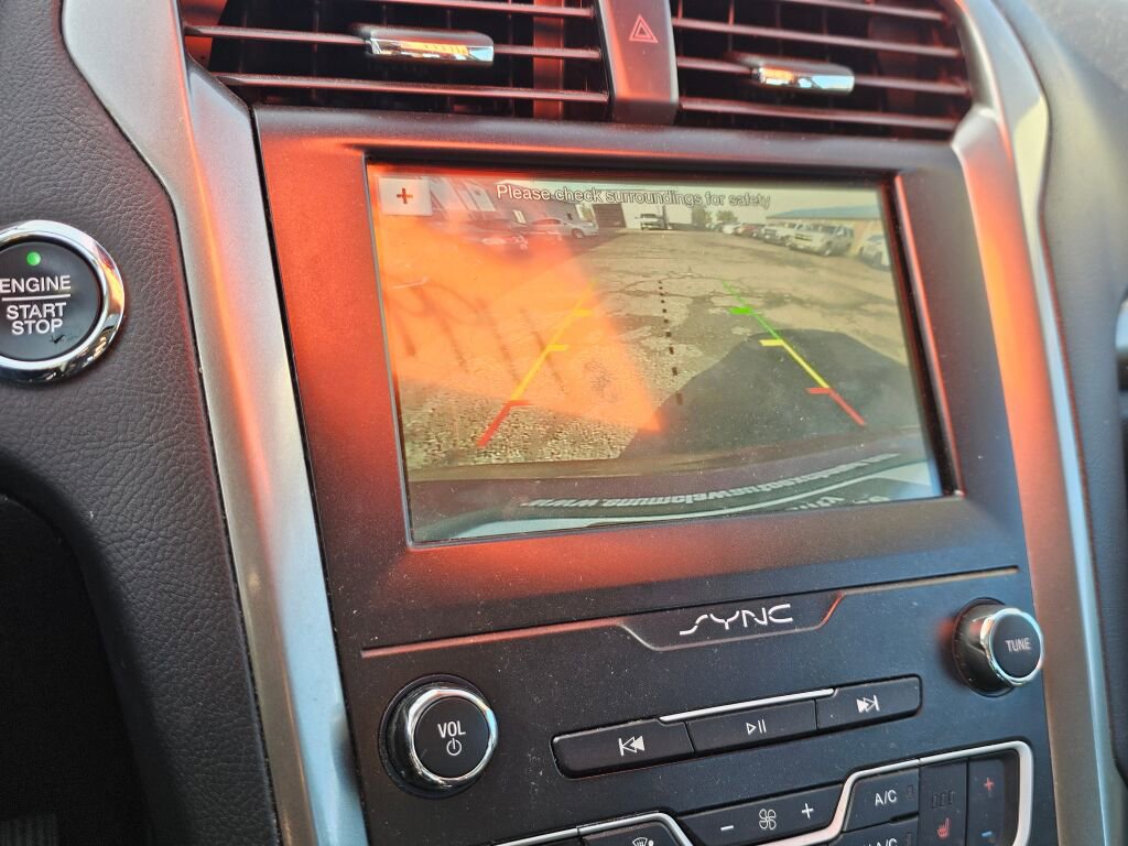 Used 2019 Ford Fusion SEL image 35