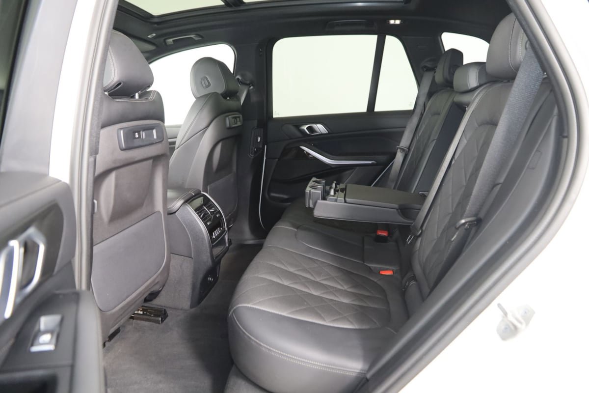 Used 2023 BMW X5 xDrive40i w/ Premium Package AWD/4WD image 49