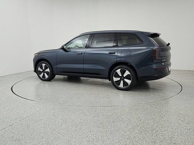 New 2026 Volvo XC90 T8 Plus w/ Protection Package Premier AWD/4WD image 7