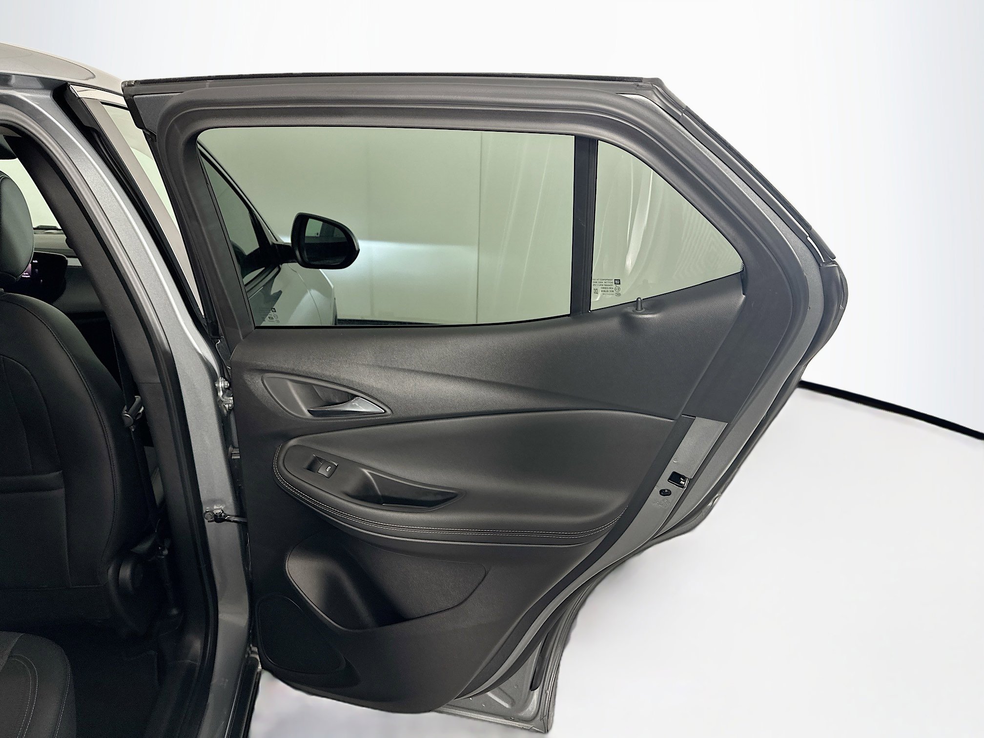 Used 2025 Buick Encore GX Preferred image 27