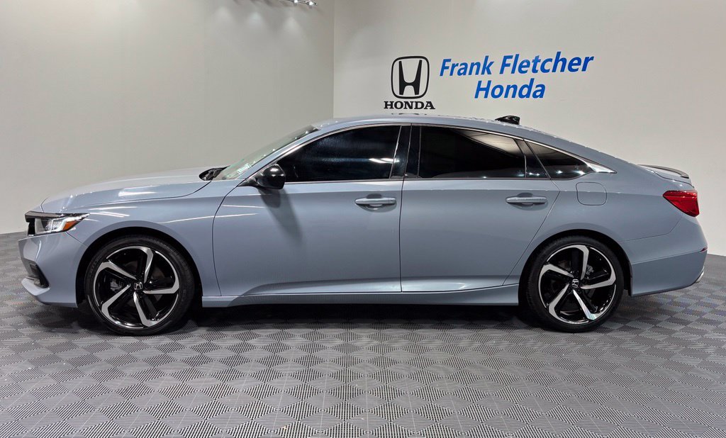 Used 2022 Honda Accord Sport image 2