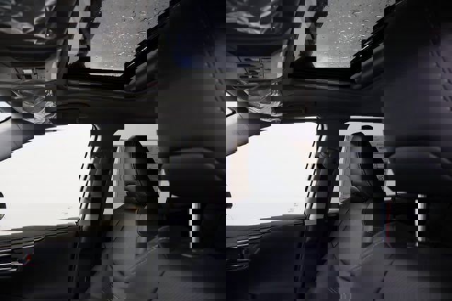 New 2025 Toyota RAV4 Limited image 10