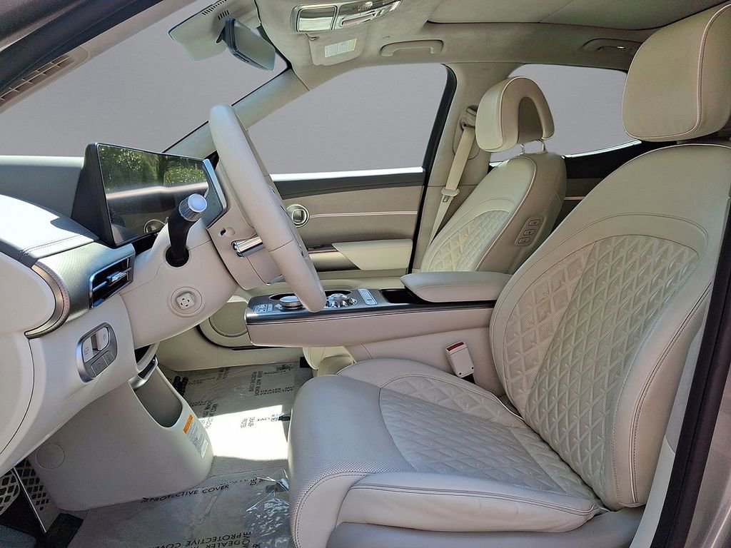 Used 2023 Genesis GV60 Performance image 11