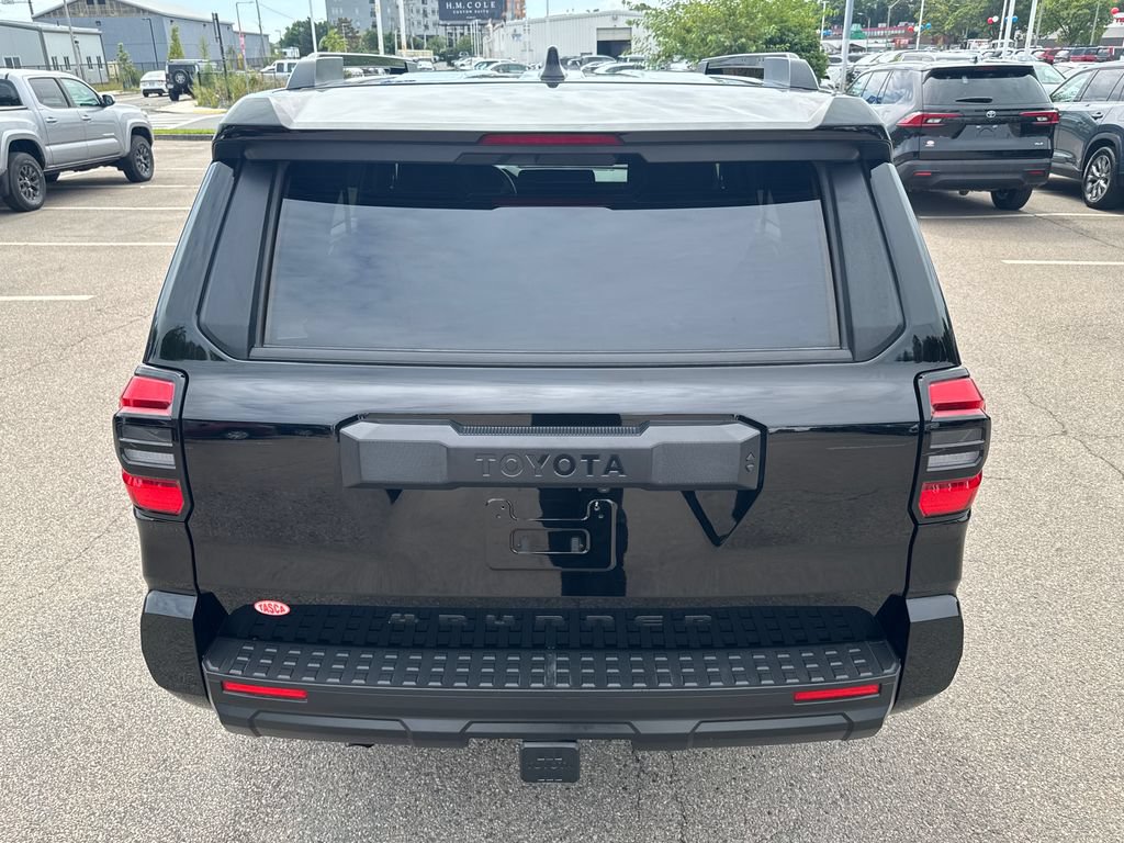 Used 2026 Toyota 4Runner SR5 AWD/4WD image 6