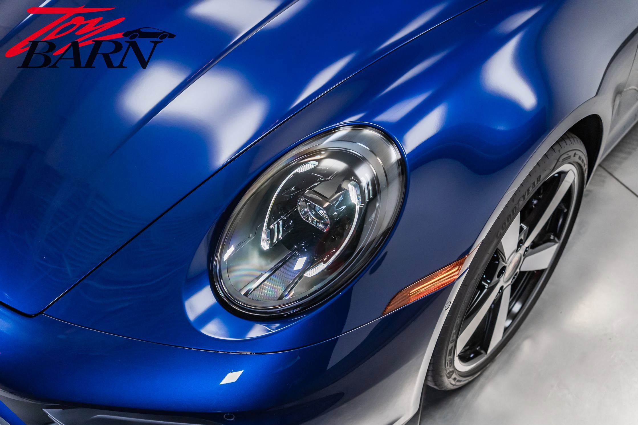 Used 2025 Porsche 911 Carrera S RWD image 11