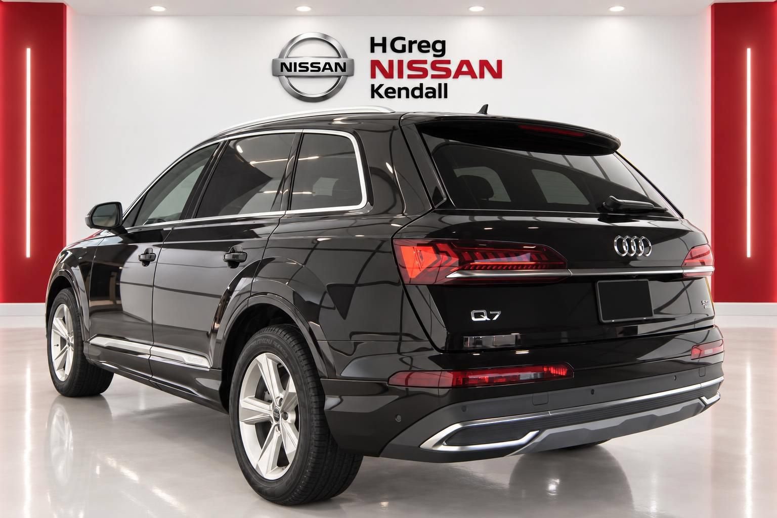 Used 2024 Audi Q7 3.0T Premium AWD/4WD image 2