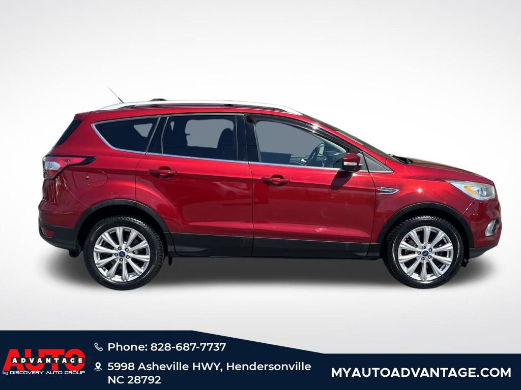 Used 2017 Ford Escape Titanium video 2