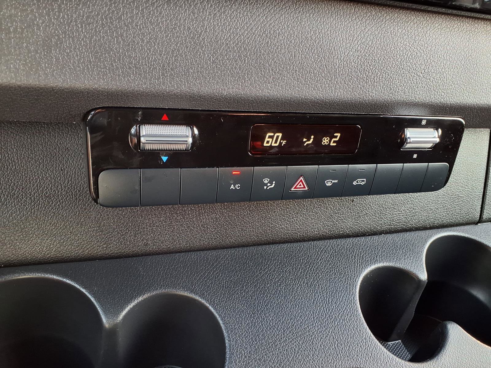 Used 2025 Mercedes-Benz Sprinter 2500 image 7