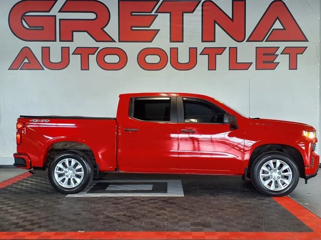 Used 2021 Chevrolet Silverado 1500 Custom AWD/4WD image 1