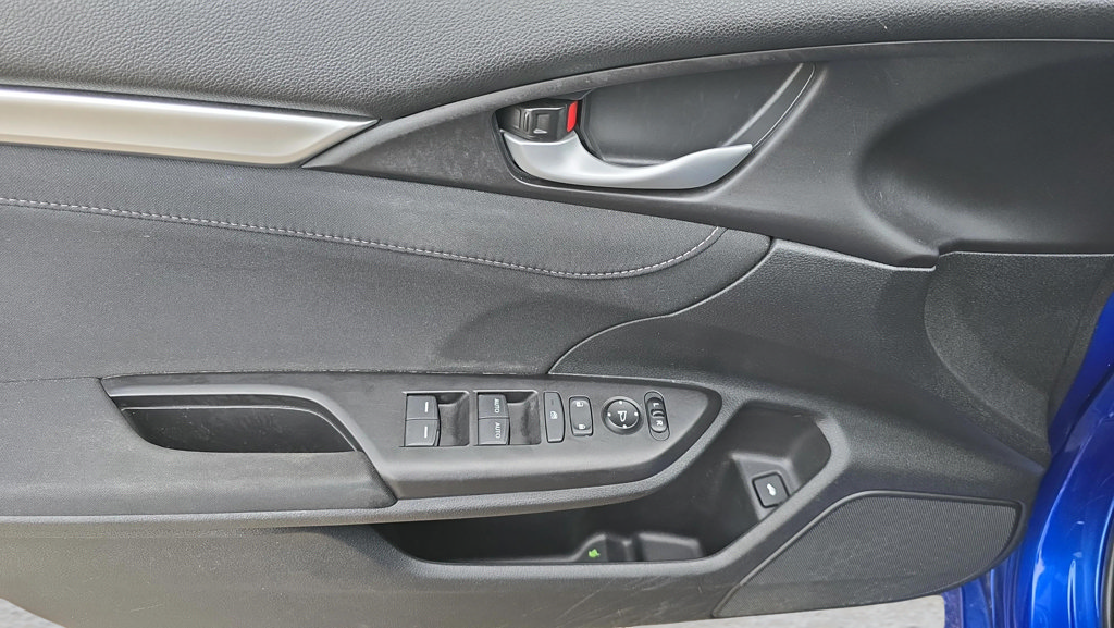 Used 2018 Honda Civic EX-T image 19
