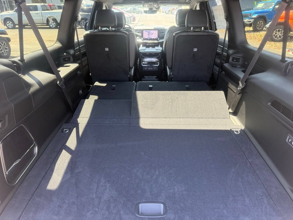 New 2026 Jeep Grand Wagoneer L 4WD image 54
