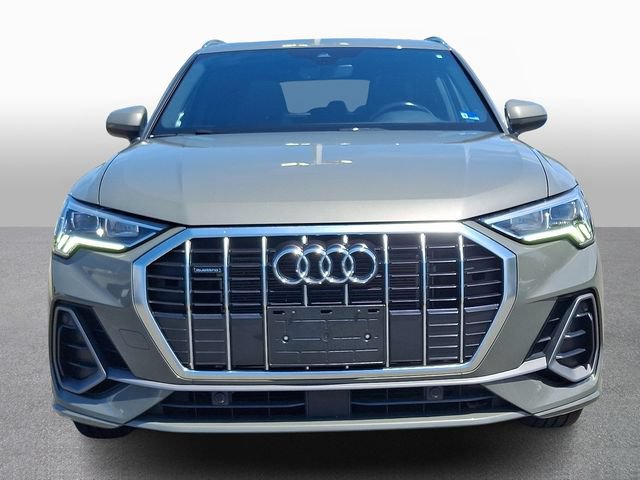 Used 2024 Audi Q3 2.0T Premium AWD/4WD image 2