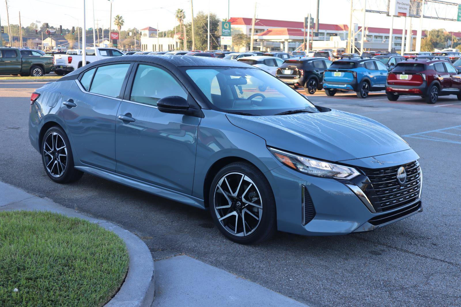 Used 2024 Nissan Sentra SR image 12