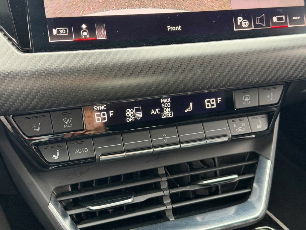 Certified 2022 Audi RS e-tron GT w/ Year 1 Package image 30