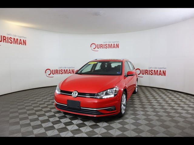 Used 2018 Volkswagen Golf SEL image 2