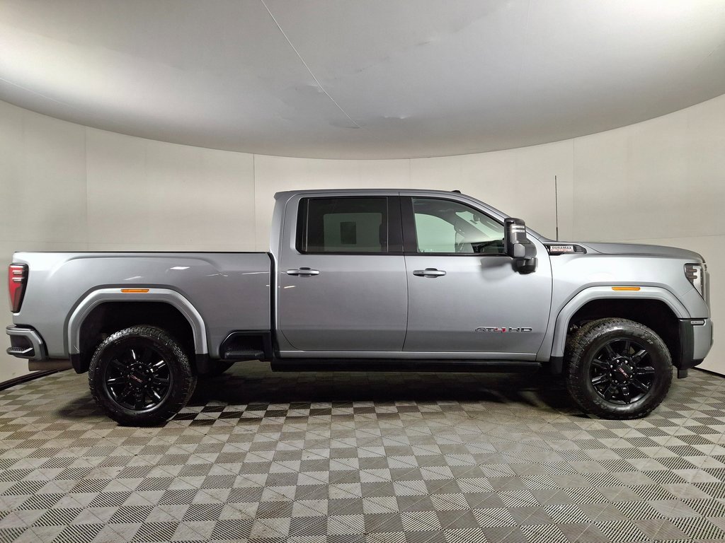 Used 2024 GMC Sierra 2500 AT4 w/ AT4 Premium Plus Package image 7