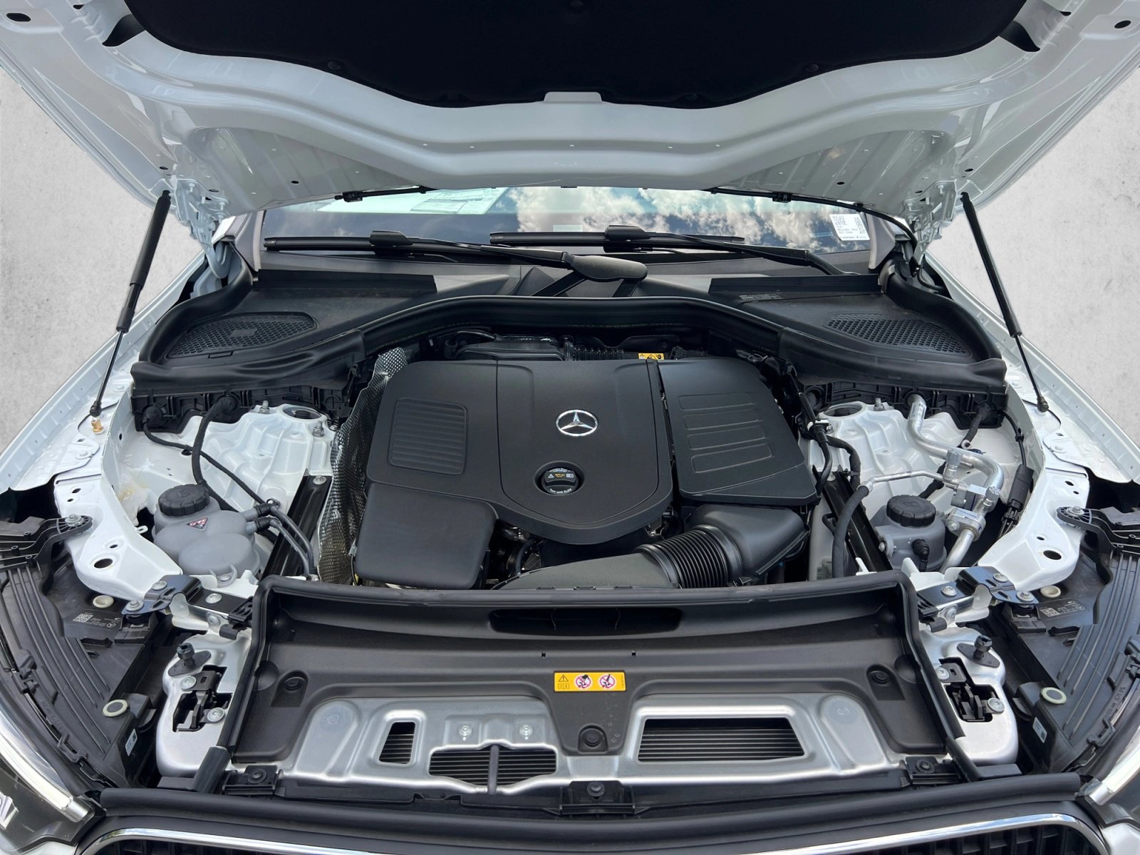 New 2026 Mercedes-Benz GLC 300 4MATIC image 18