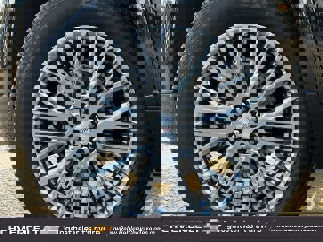 Certified 2025 GMC Acadia Denali image 10