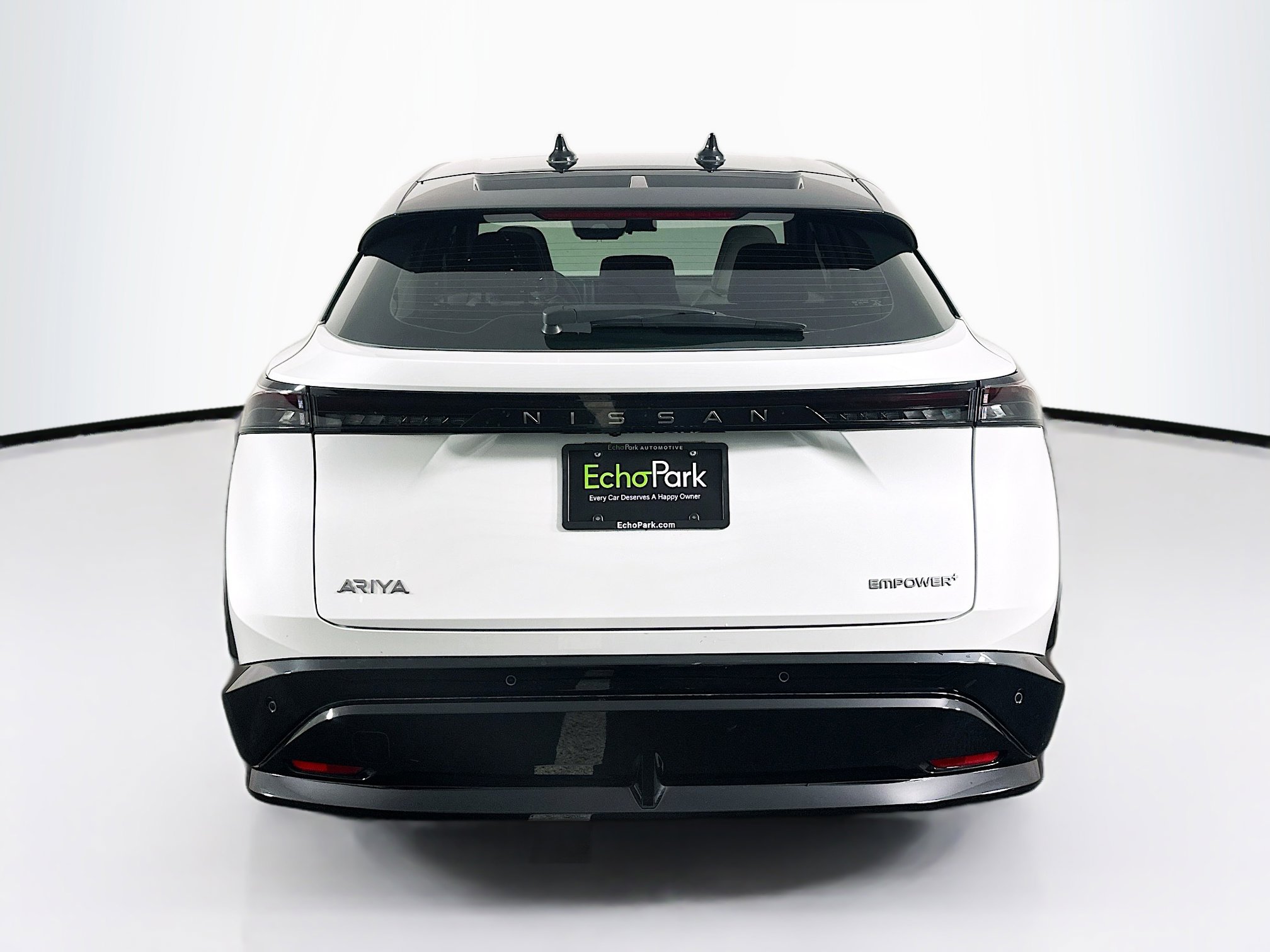 Used 2023 Nissan Ariya FWD image 7