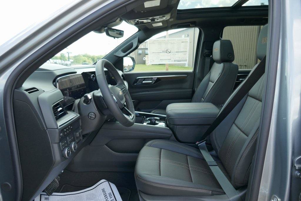 New 2026 Chevrolet Tahoe High Country w/ Sun And Tow Package image 12